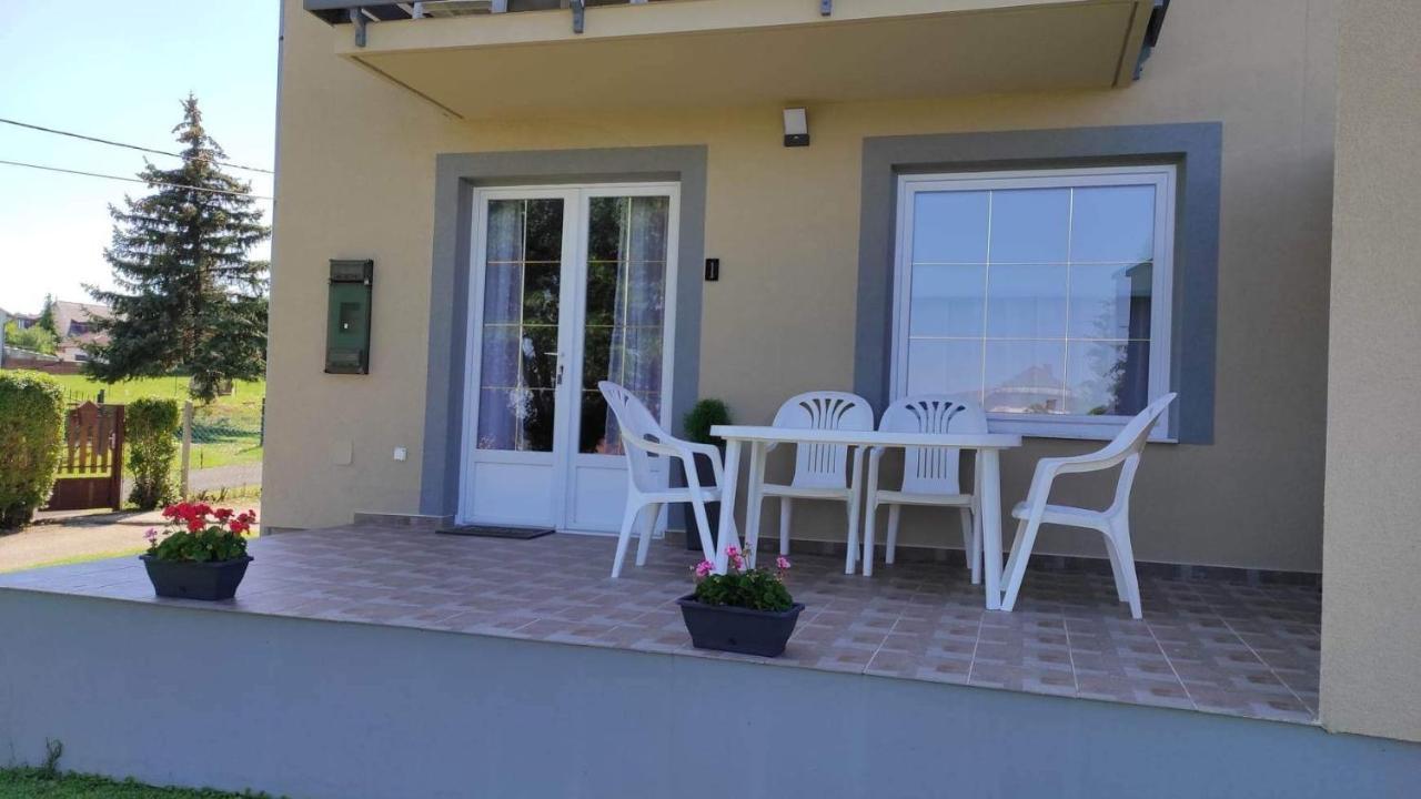 Silence Apartmanhaz ซาลาคาโรส ภายนอก รูปภาพ