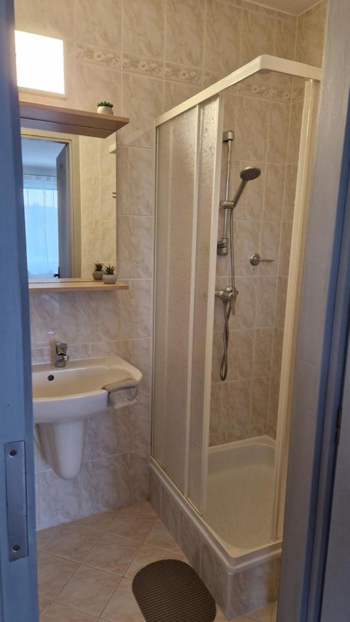 Silence Apartmanhaz ซาลาคาโรส ภายนอก รูปภาพ